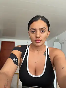 AnaaFaith  online show from April 8, 7:03 pm