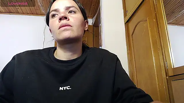 Skylar Serenity online show from November 8, 4:51 pm