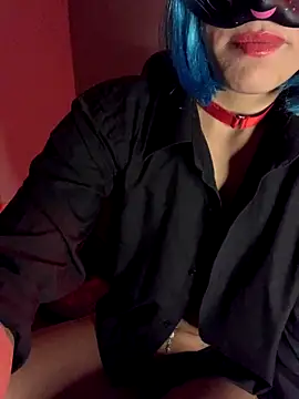 Snapshot of MaskeliParti chatting on October 21, 8:59 am MaskeliParti online show from October 21, 8:59 am