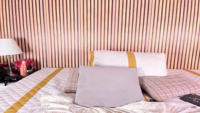 keeyla stone online show from October 16, 10:22 pm