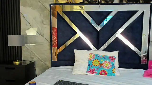 VanessaHard as online show from January 11, 8:03 pm