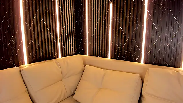 VanessaHard as online show from March 26, 2:17 am