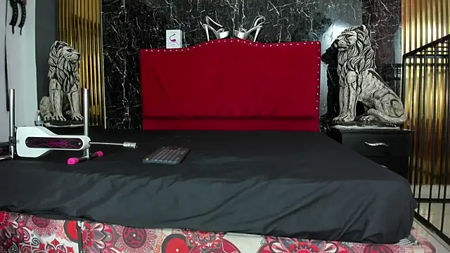 VanessaHard as online show from April 5, 3:15 am