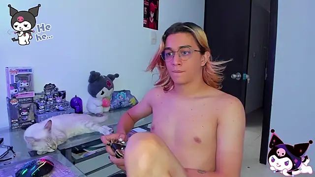 KeitaMoon online show from October 12, 4:17 pm