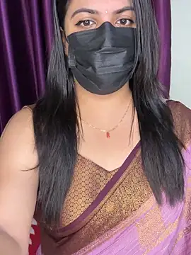 Snapshot of best_couple19 chatting on October 19, 2:07 pm best couple19 online show from October 19, 2:07 pm