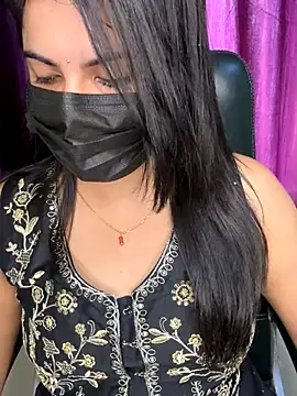 Snapshot of best_couple19 chatting on November 13, 10:58 am best couple19 online show from November 13, 10:58 am