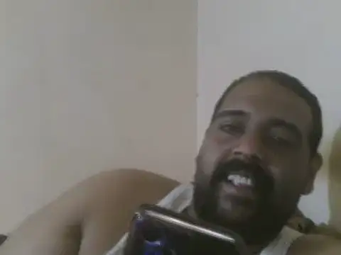 Snapshot of elpoop7305 chatting on July 14, 5:18 pm elpoop7305 online show from July 14, 5:18 pm