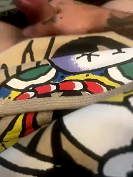 Snapshot of KingRonni chatting on September 22, 8:22 pm KingRonni online show from September 22, 8:22 pm