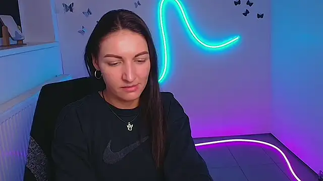 Aurora Loveu online show from November 21, 1:21 pm