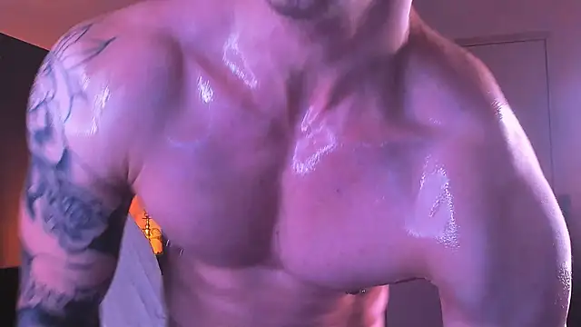 Oscar Miller  online show from October 12, 9:14 pm