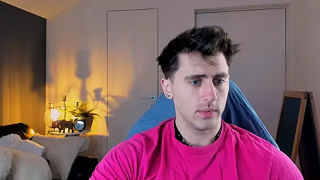 Oscar Miller  online show from November 20, 8:52 pm