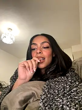 yasmingarcia online show from November 20, 1:11 pm