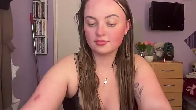 SexySashaxox online show from February 17, 8:26 pm