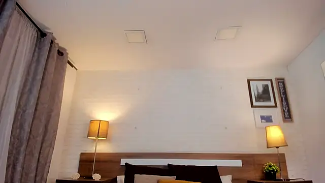 JenniferAuriston online show from February 7, 8:56 pm