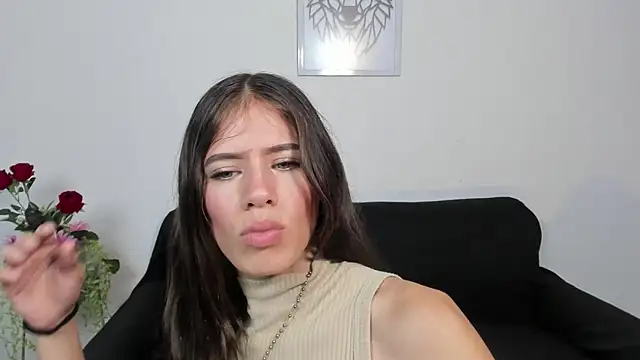 fressittalove01 online show from April 15, 12:34 pm