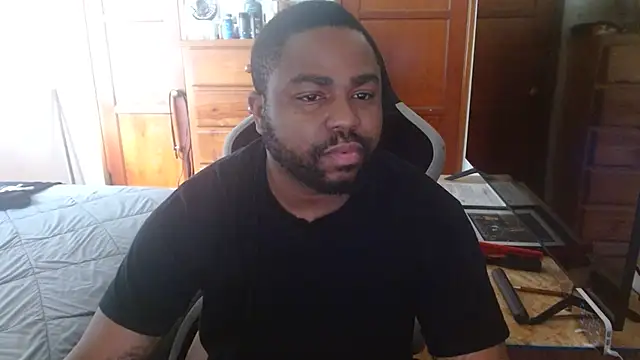 Breadwinnah online show from June 8, 4:29 pm