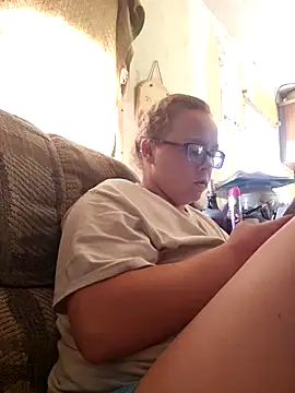 Snapshot of countrymomma chatting on September 18, 6:54 pm countrymomma online show from September 18, 6:54 pm