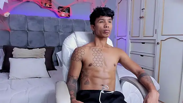 Frank98  online show from October 7, 2:09 am