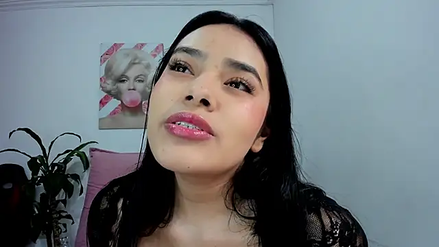 valeria millers online show from December 19, 2:24 pm