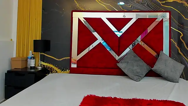 Snapshot of VioletRose_as chatting on February 3, 8:14 pm VioletRose as online show from February 3, 8:14 pm