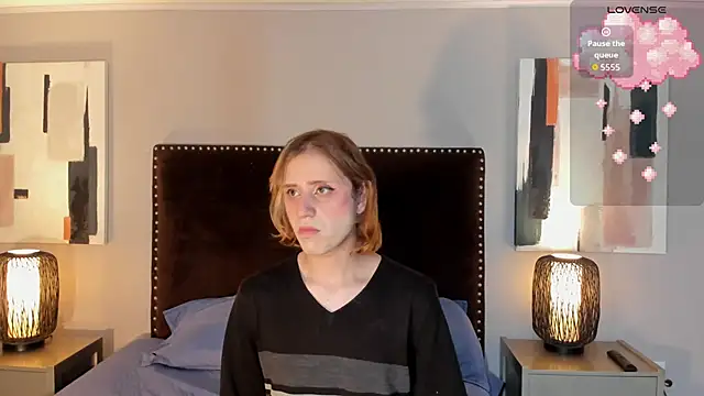 seraphine star online show from April 15, 3:13 am