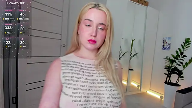 acidjuice0 online show from October 11, 10:41 pm