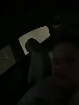 toomuchofafreak online show from February 27, 6:57 am