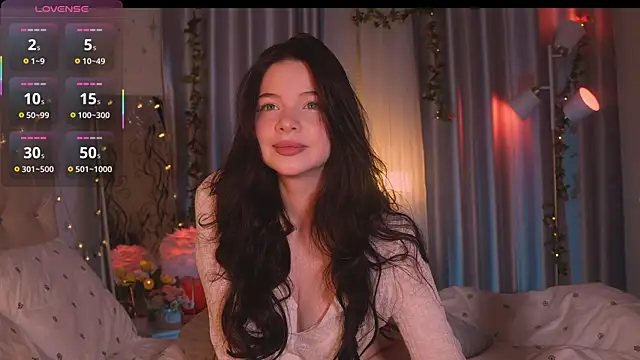 Snapshot of liza_whisky chatting on September 19, 3:34 pm liza whisky online show from September 19, 3:34 pm