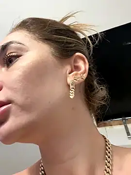 KaseyQuinn  online show from November 12, 8:48 am