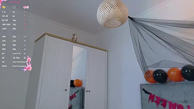 ada di online show from October 31, 7:53 am