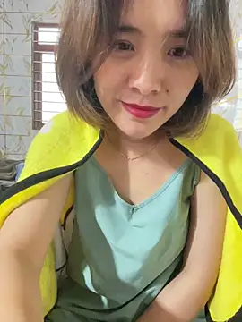 Snapshot of Lyzizi_lovely09 chatting on November 3, 2:46 am Lyzizi lovely09 online show from November 3, 2:46 am