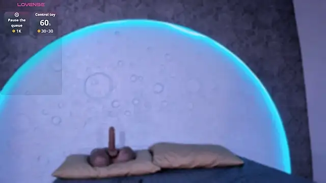 Snapshot of ReinaChloe chatting on February 20, 4:29 pm ReinaChloe online show from February 20, 4:29 pm