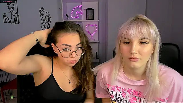 Snapshot of marta_smith chatting on November 7, 6:46 am marta smith online show from November 7, 6:46 am