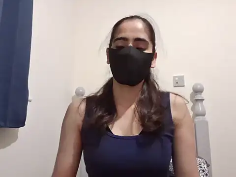 BobtailFormal online show from December 13, 8:36 pm