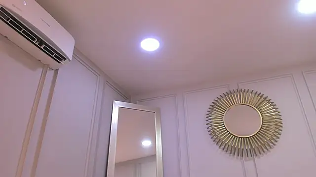 CharlotteBrownn  online show from January 8, 4:48 am