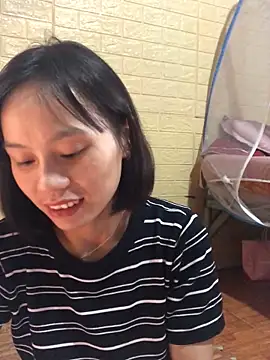 Snapshot of QuingLin chatting on September 28, 5:46 am QuingLin online show from September 28, 5:46 am