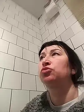 Snapshot of Funny_Karina chatting on March 4, 6:36 pm Funny Karina online show from March 4, 6:36 pm