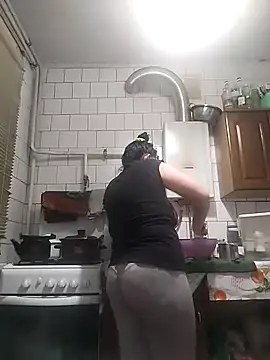 Snapshot of Funny_Karina chatting on March 31, 5:02 pm Funny Karina online show from March 31, 5:02 pm