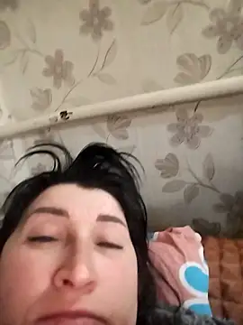 Snapshot of Funny_Karina chatting on April 7, 3:40 am Funny Karina online show from April 7, 3:40 am