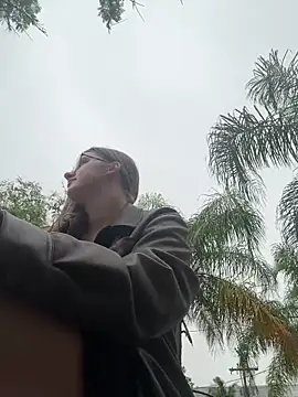 iron alina online show from March 25, 7:42 pm