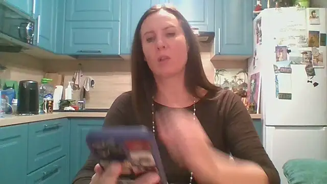 ALICAINWONDERLAND online show from February 28, 6:09 pm