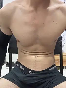 coupleyug online show from April 24, 6:21 pm