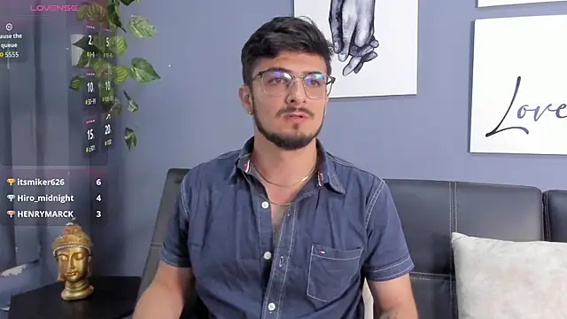 AaronFuentes7 online show from September 13, 7:46 pm