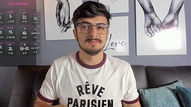 AaronFuentes7 online show from September 30, 5:51 pm
