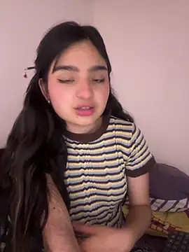 Clementyne30 online show from September 19, 11:38 pm