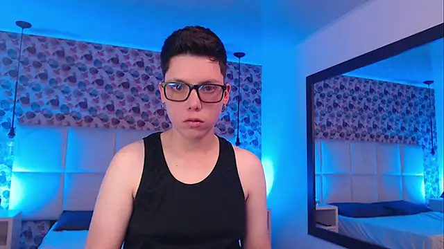 SpencerMontgomery online show from November 1, 7:49 pm