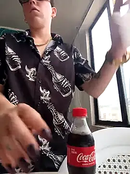 SpencerMontgomery online show from November 15, 4:25 pm