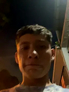 Snapshot of elfernh chatting on October 20, 11:16 pm elfernh online show from October 20, 11:16 pm