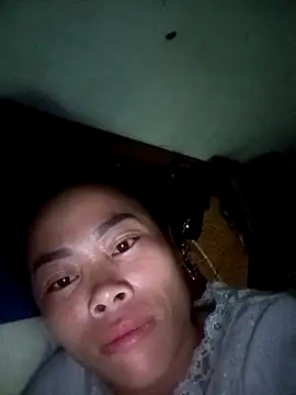 Snapshot of CoMay003 chatting on November 1, 8:38 am CoMay003 online show from November 1, 8:38 am