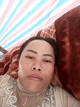 CoMay003 online show from April 5, 6:43 am